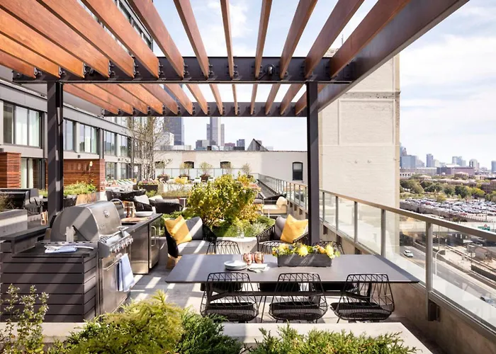 W Loop W Gym Pool Coworking Nr Uic Chi-396 Chicago